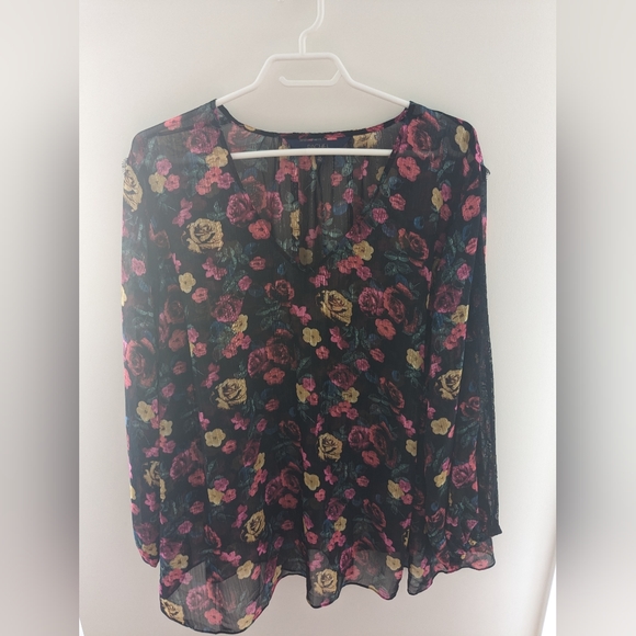 Rachel Roy Beautiful Floral V Neck Black Blouse Lace Sleeves Size 3X - Picture 8 of 8
